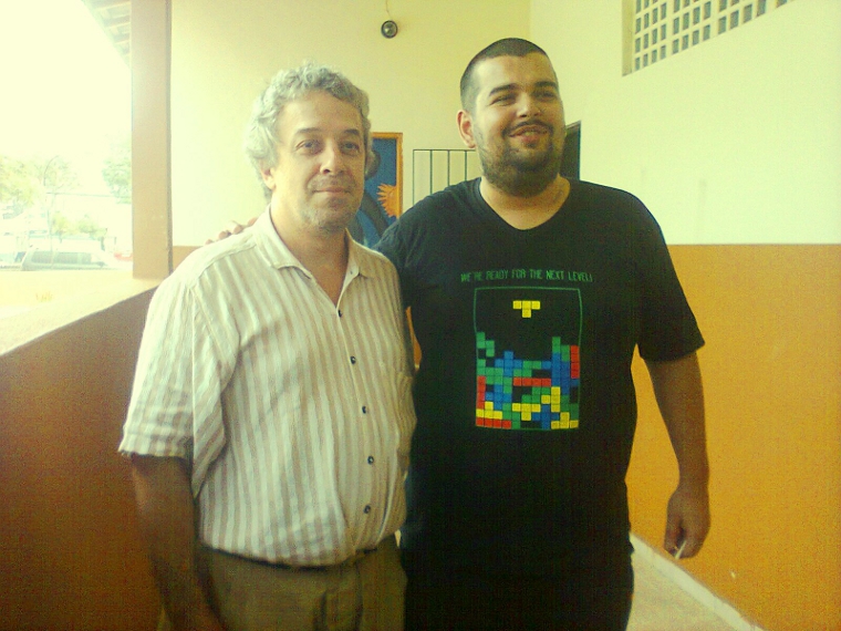 Professores Ricardo Plaza (à esquerda) e Francisco Leitão (à direita)