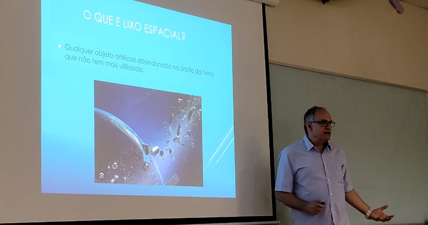 Imagem 22 Palestra do professor Antonio Fernando Bertachini de Almeida Prado