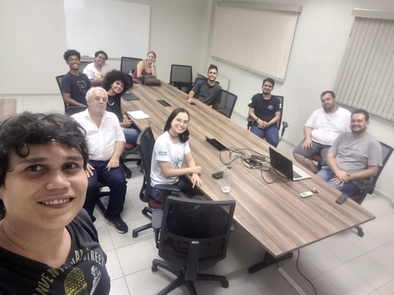 Imagem 36 Reunião sobre o projeto Asteroid Hunters