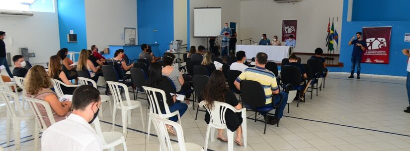 #PraCegoVer: Auditório do SEPEDI com participantes da 3ª Conferência da Pessoa com Deficiência acompanham mesa de abertura do evento. Na composição da mesa, no palco, estão o Prefeito Aguilar Junior, o secretário da Sepedi, Amauri Toledo, a presidente interina do Comdefi, Márcia Gusmão e o vereador Cristian Bota (Foto: Cláudio Gomes/PMC