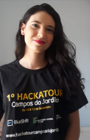 Foto 1 – Aluna Carolina Vinhato Breanza Vencedora do 1° Hackatour Campos do Jordão 
