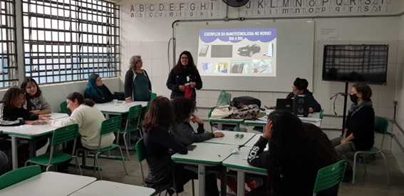 Imagem 5 – Slide apresentado durante a oficina Meninas Brincam de Carrinho