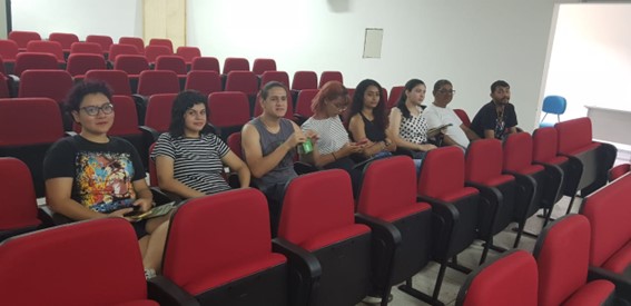 Imagem 5 – Visitantes no auditório