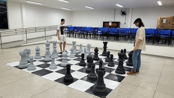 Jogo Xadrez Gigante + Tabuleiro de lona