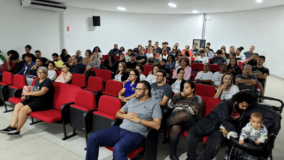 Imagem 3 – Público presente ao evento