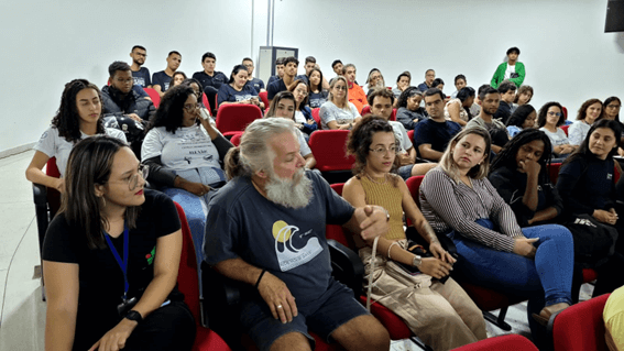 Imagem 7 – Professor supervisor do PIBID Roberto Galvani