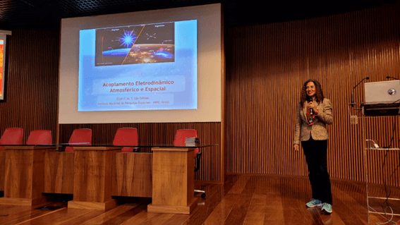 Imagem 5 – Apresentação realizada pela professora Eliah São Sabbas