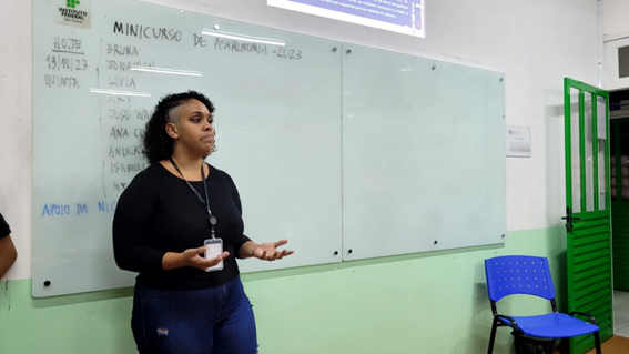 Imagem 10 – Livia em sua apresentação na quinta-feira