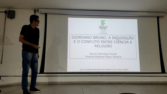 Imagem 12 – Bruno Henrique Torres e seu trabalho sobre Giordano Bruno