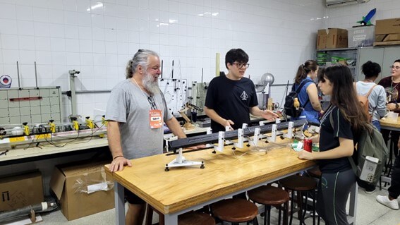 Imagem 12 – Professor Roberto e Carlos Henrique