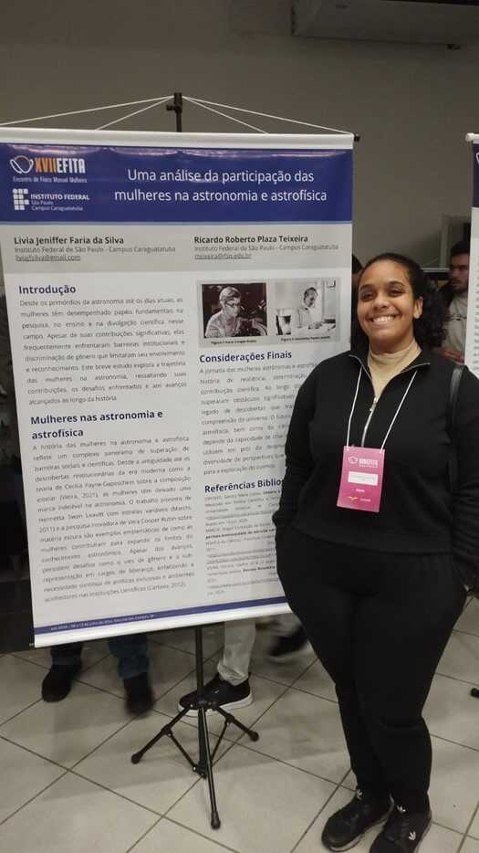 Imagem 11 – Livia Jeniffer Faria da Silva junto ao seu pôster