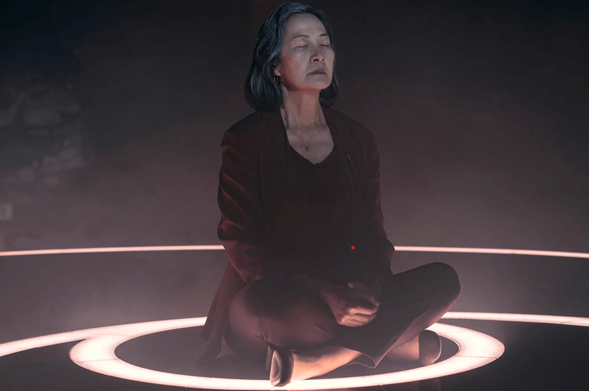 Imagem 6 – Cena com a doutora em astrofísica Ye Wenjie