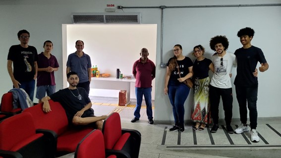 Imagem 4 – Alguns dos alunos que organizaram o café comunitário