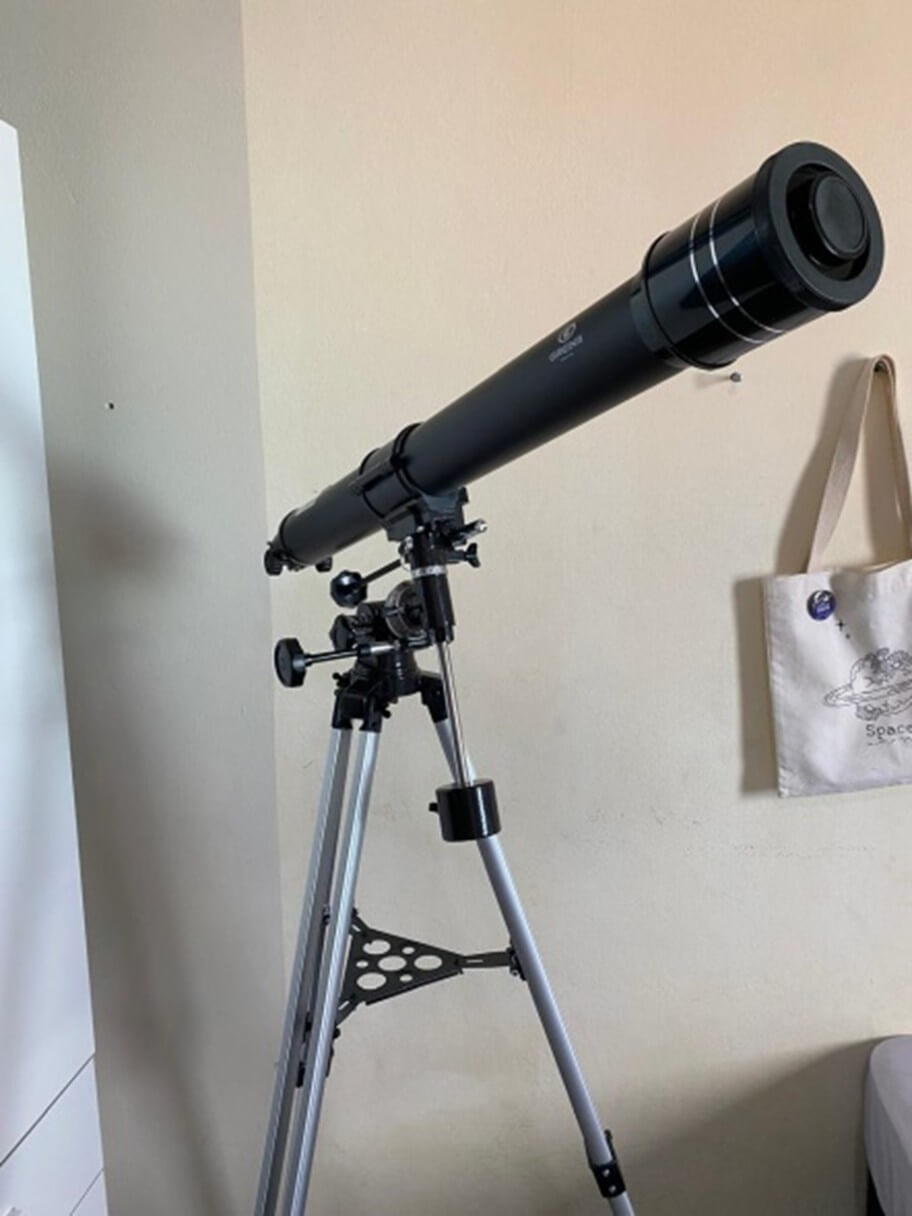 Imagem 3 – Telescópio refrator doado ao IFSP-Caraguatatuba