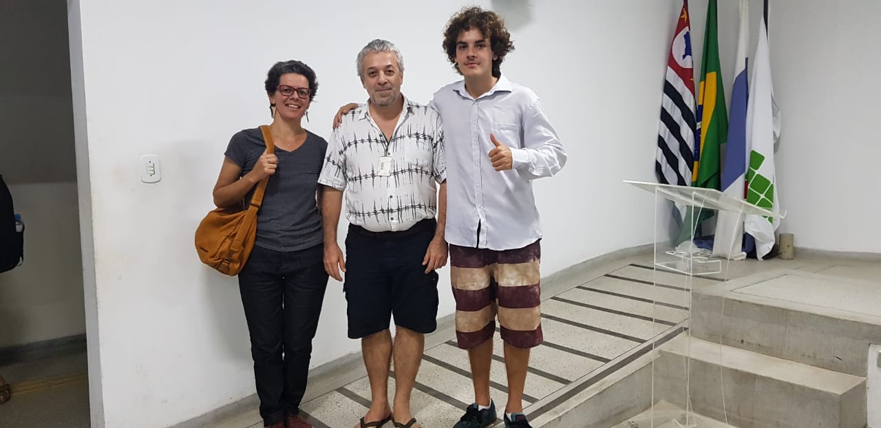 Luciana Renno, Ricardo Plaza e Yago Fernandes, na 2ª feira de noite