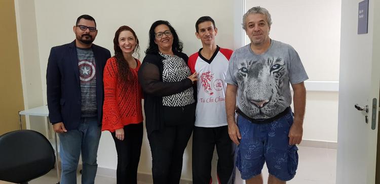 Foto: Robson, Giovana, Cecília, Benedito e Ricardo