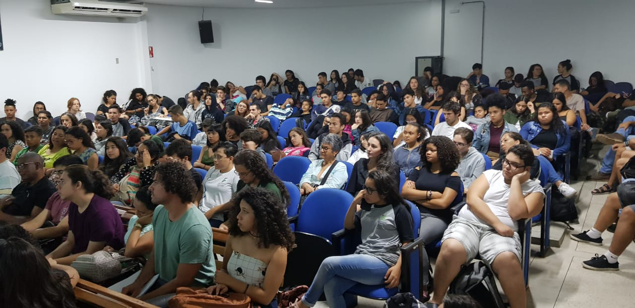 Foto: Público presente na palestra realizada no período matutino