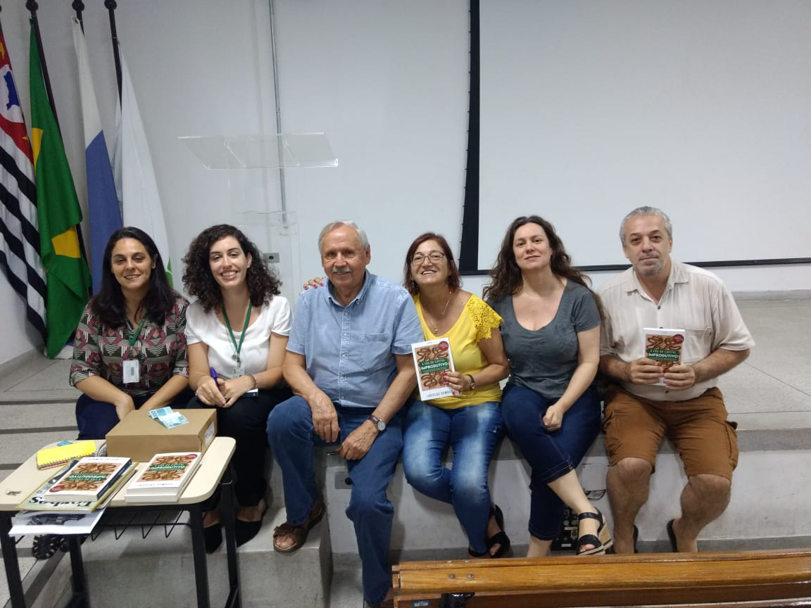 Foto: Professores Patricia, Ana Maria, Ladislau Dowbor, Maria do Carmo, Janice e Ricardo Plaza