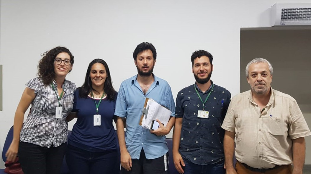 Foto: Professores Ana Maria, Patricia, Luis Fernando, Alex e Ricardo, presentes nas apresentações