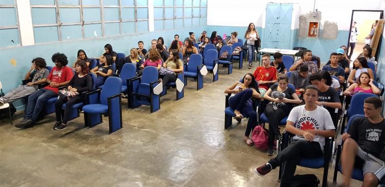 Alunos que estiveram presentes nas apresentações realizadas