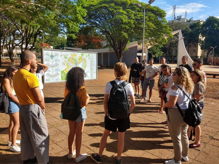 Quadra Modelo 308 Sul. Apresentação dos alunos de Arquitetura e Urbanismo da UNB.