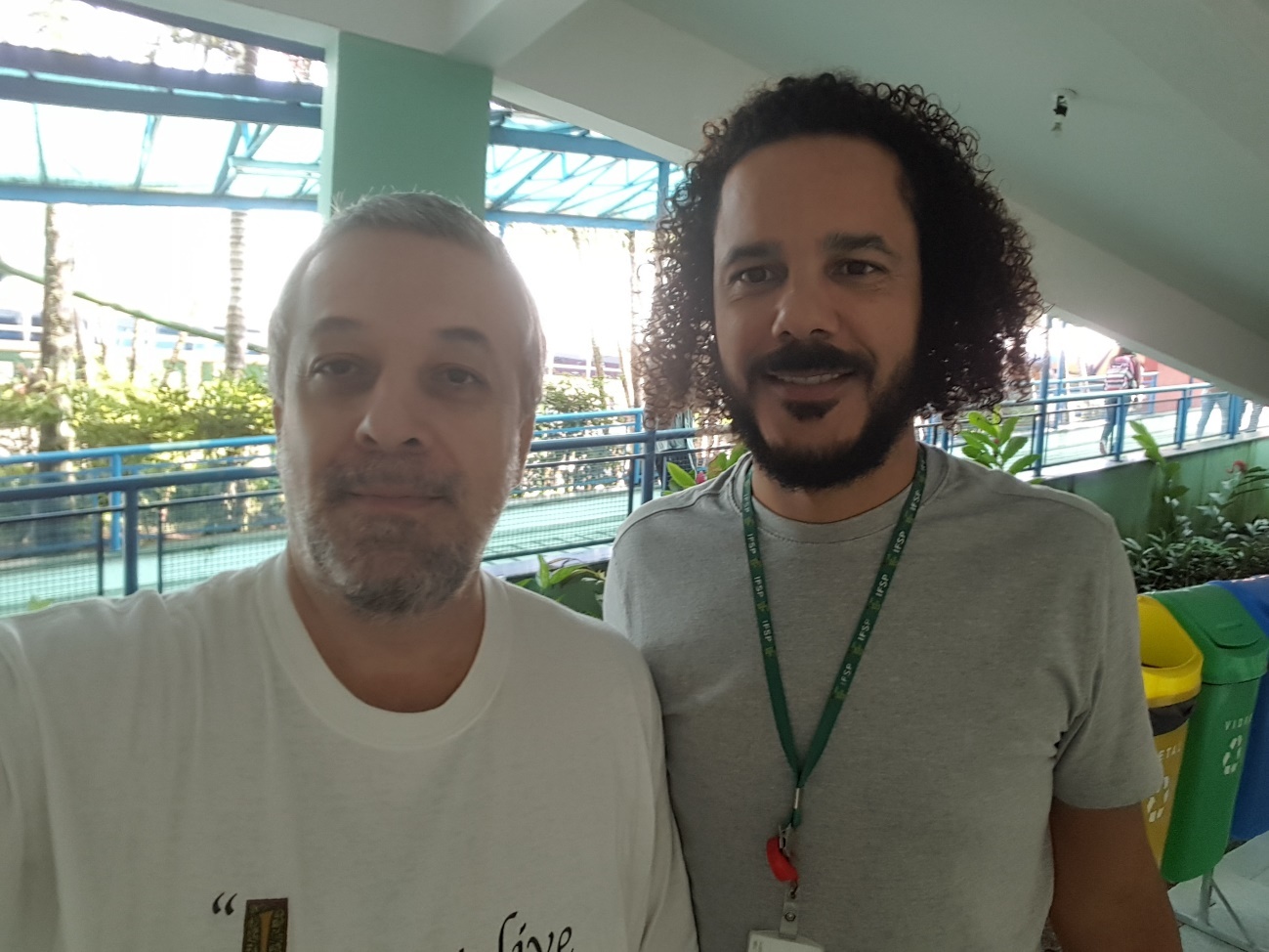 Professores Ricardo Plaza e Rodrigo Oliveira
