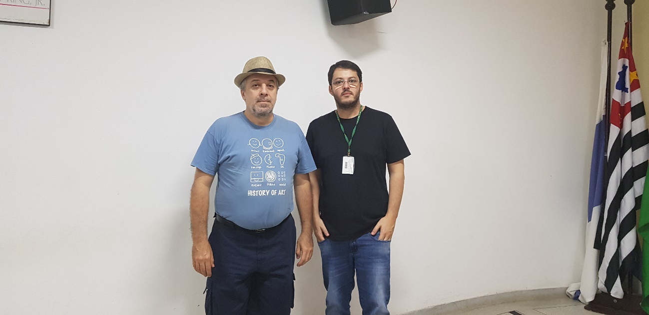 Professores Ricardo Plaza e Renato Mainente momentos antes da primeira sessão