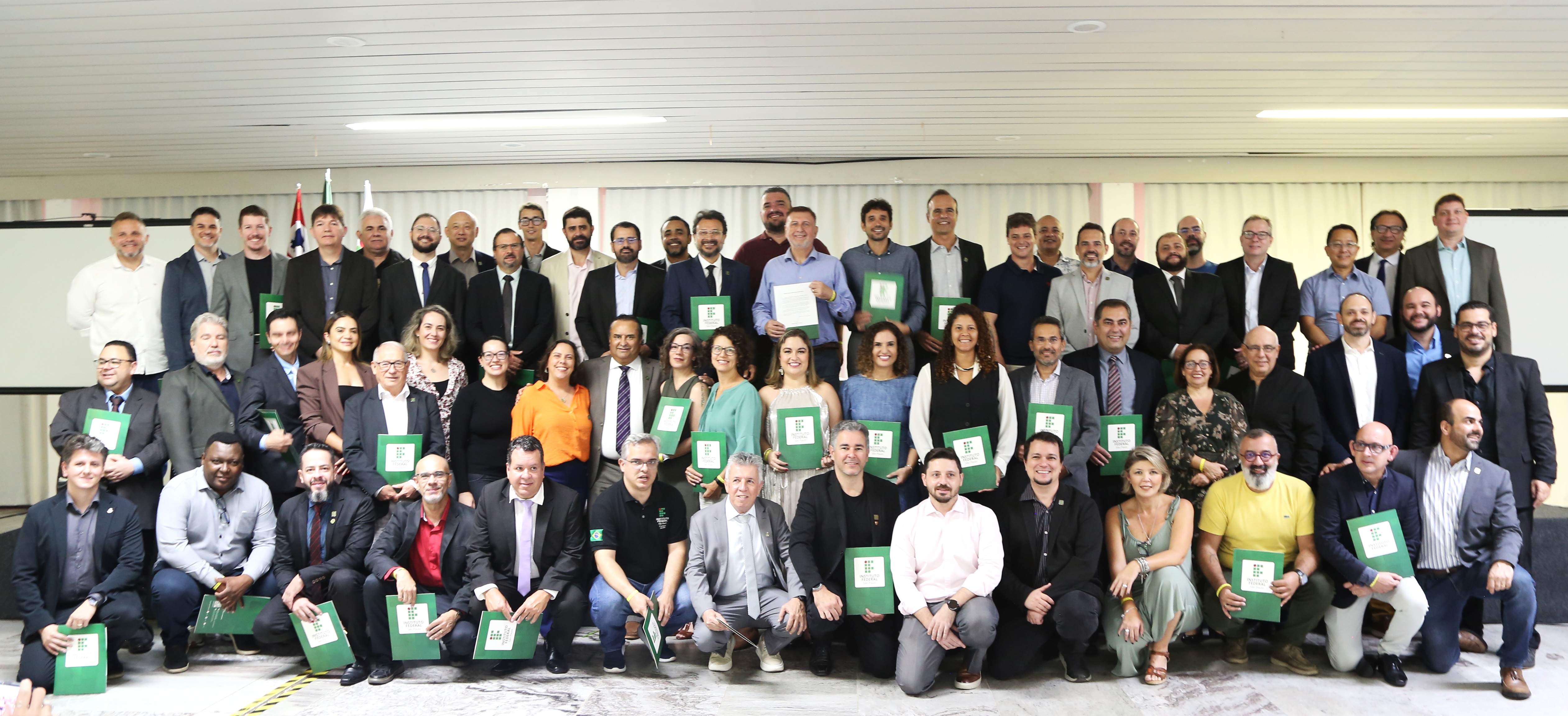 Posse oficializou 37 diretores eleitos para a gestão 20252029 do IFSP