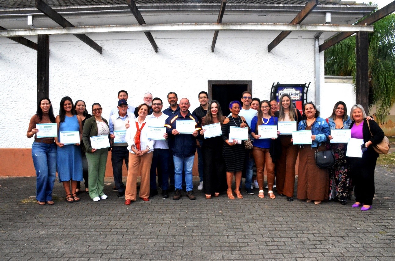 Imagem 3: Delegação de Caraguatatuba na cerimônia de entrega dos certificados