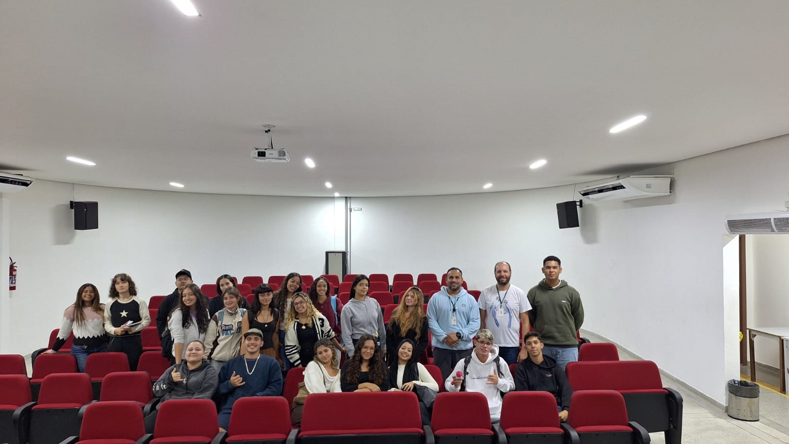 Imagem 1: Público presente na oficina