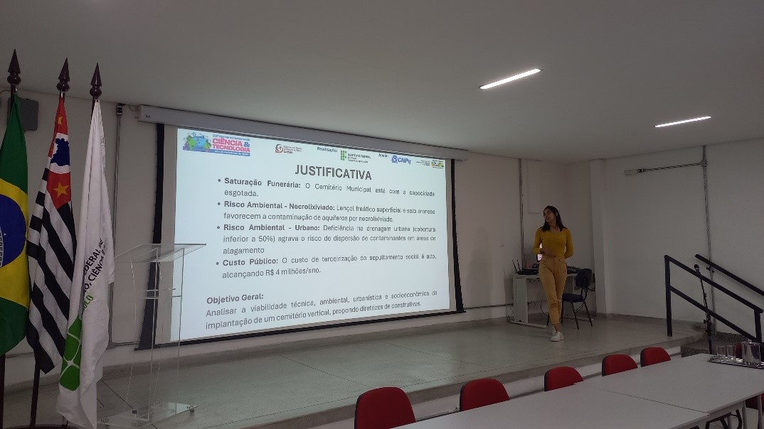 Imagem 18: Beatriz em sua apresentação