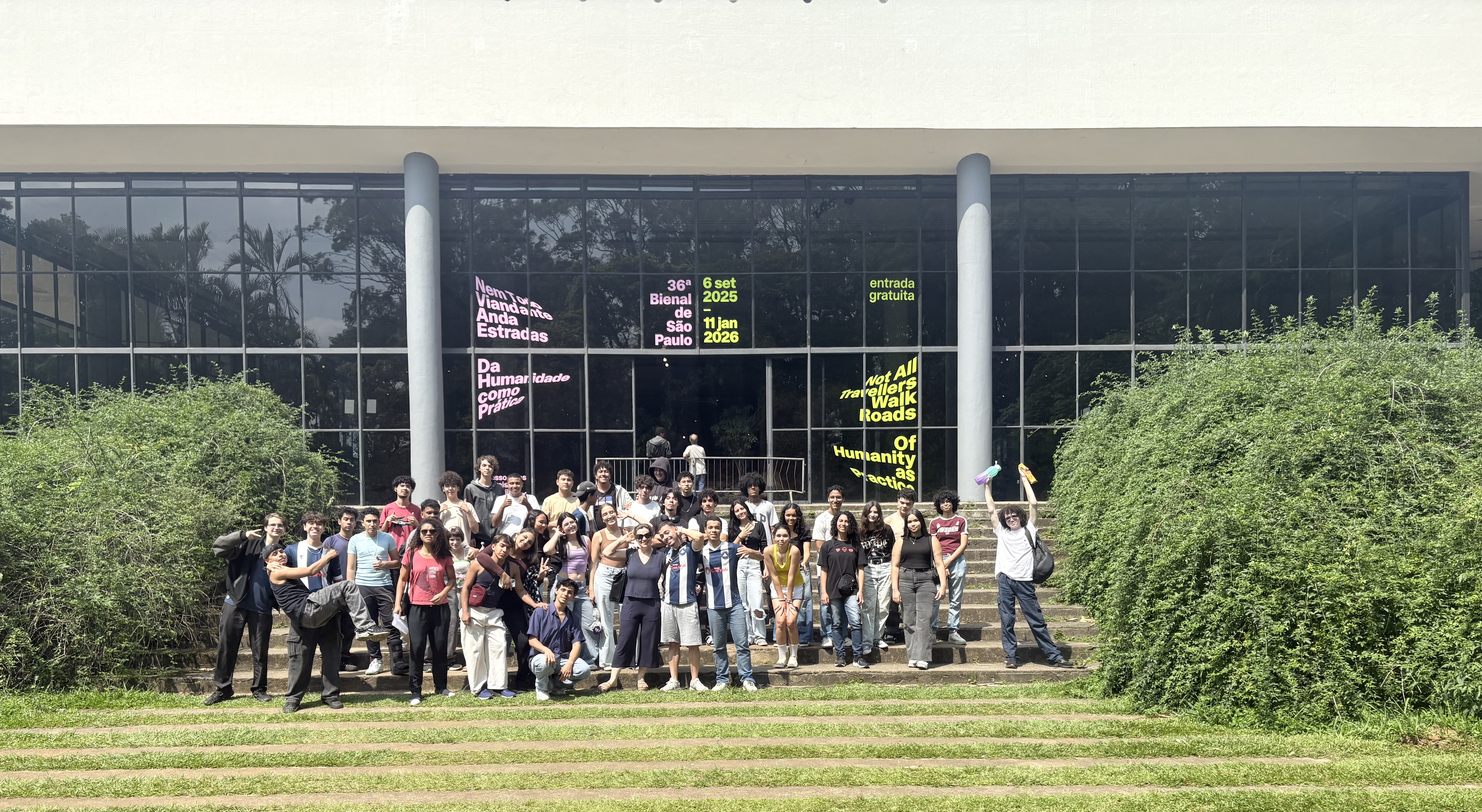 Imagem 3: Turma do 2º ano Técnico em Informática Integrado ao Ensino Médio visitando a 36ª Bienal de Arte de São Paulo