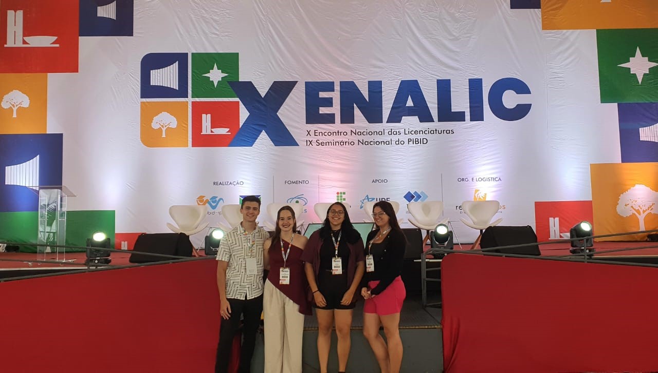 Imagem 1: Jonas, Taciane, Verônica e Bianca alunos de Licenciatura em Matemática