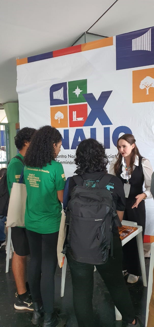 Imagem 7: Taciane expondo seu jogo 