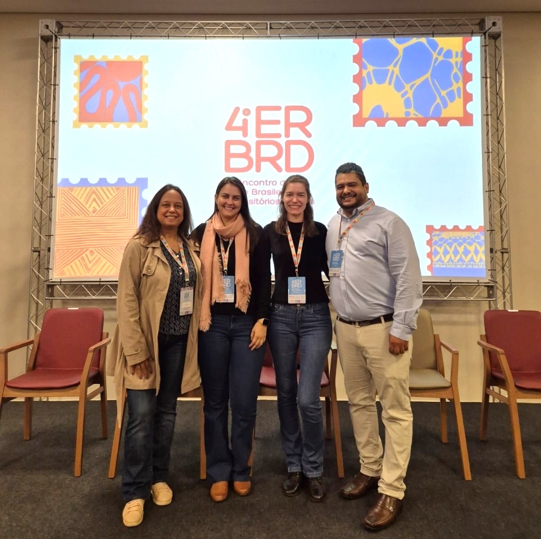 Integrantes da Comissão Técnica do RI-IFSP: Greissi Oliveira, Elis Regina Alves dos Santos, Daniele Spadotto e Saulo Oliveira.