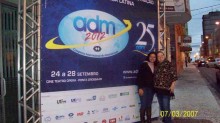 A aluna de iniciação científica, Lígia Nathália e a orientadora, Professora Marlette Cássia