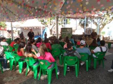 Alunos acompanham palestra durante Feira da Sustentabilidade em Caraguatatuba