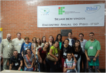 Alunos bolsistas, coordenadores, supervisores e coordenadores de gestão do PIBID