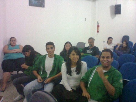 Alguns dos alunos do curso de Licenciatura em Matemática que organizaram as atividades