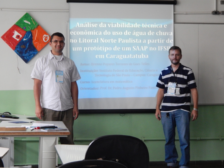 Apresentação do aluno Brenno acompanhado pelo Prof. Dr. Pedro