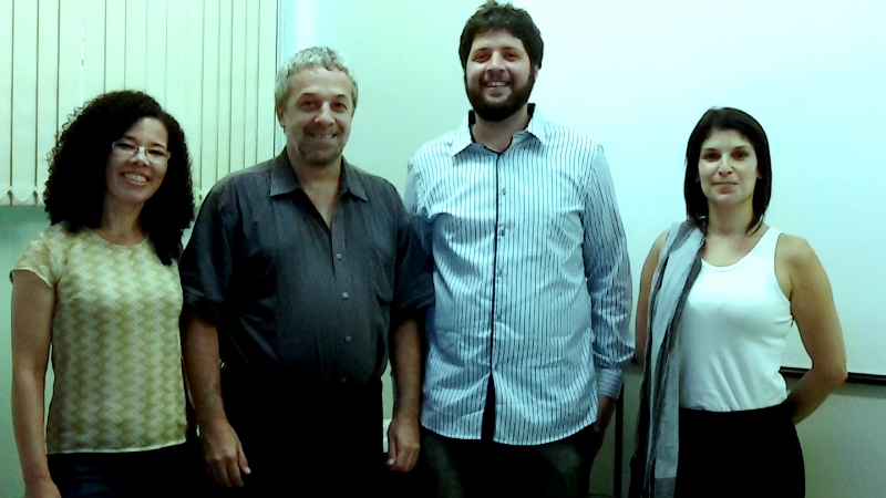 Partindo da esquerda: Professores Josimeire, Ricardo, Douglas e Carolina, após a defesa do mestrado.