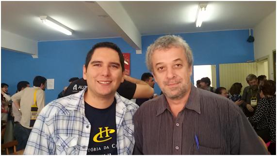 Professor Modesto (formado em física pelo Câmpus de São Paulo do IFSP) e professor Ricardo