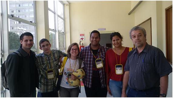 Professor Marcos Calil (que ministrou workshop sobre relógios solares) , estudantes e professor Ricardo