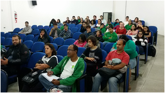 Público presente no Colóquio