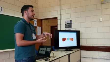 Victor em sua apresentação