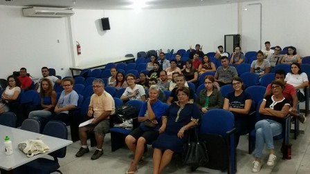 Cinedebate discutiu filme Tudo que aprendemos juntos - Público presente ao cinedebate