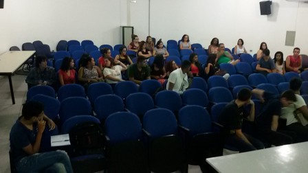 Público presente ao debate sobre o primeiro filme exibido
