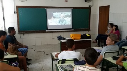 Sessão de cinedebate com a exibição do filme “O menino do pijama listrado”