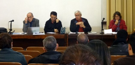 Mesa composta pelos professores Dr. Valdir Dallabrida (Universidade do Contestado), Dr. Airton Cansado (UFRGS), Dr. Fernando Tenório (FGV/RJ) e Dra. Elisa Guaraná (Ministério do Desenvolvimento Agrário)