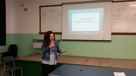 Palestra de Brenda sobre a participação feminina na ciência